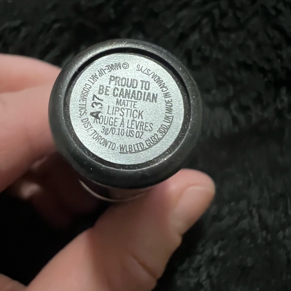 Mac Lipstick - Picture 3 of 3